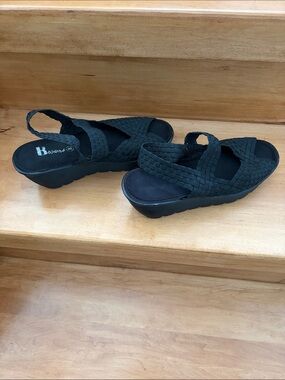 Browns size 8